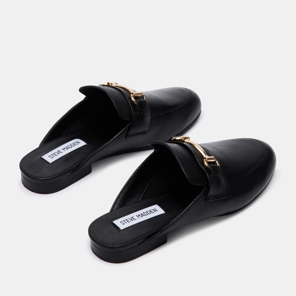 NWOT Steve Madden Mules